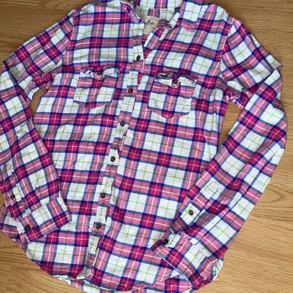 Hollister Plaid Flannel Pink Blue White and Green Long Sleeve Button Down / Up - Picture 3 of 5